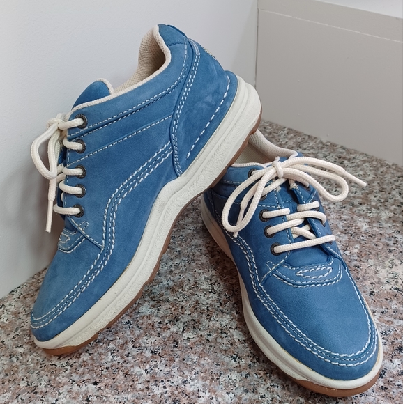 Rockport Laceup Walking Shoes - Picture 2 of 5